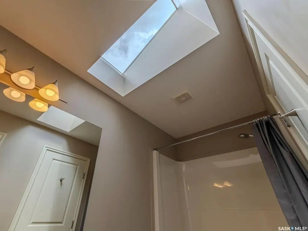 615 Lynd Crescent Saskatoon SK S7T 0G8