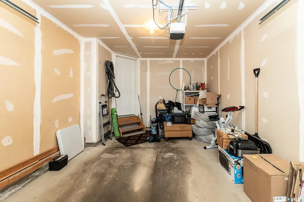 615 Lynd Crescent Saskatoon SK S7T 0G8