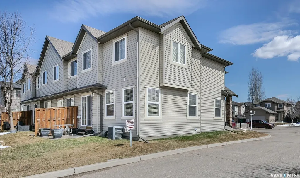 615 Lynd Crescent Saskatoon SK S7T 0G8