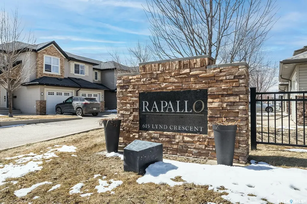 615 Lynd Crescent Saskatoon SK S7T 0G8