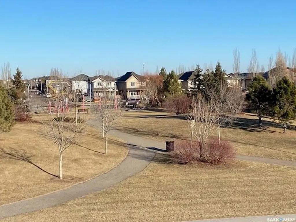 615 Lynd Crescent Saskatoon SK S7T 0G8