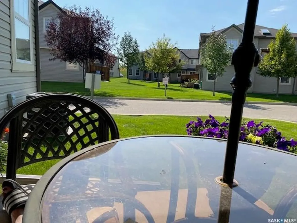 615 Lynd Crescent Saskatoon SK S7T 0G8