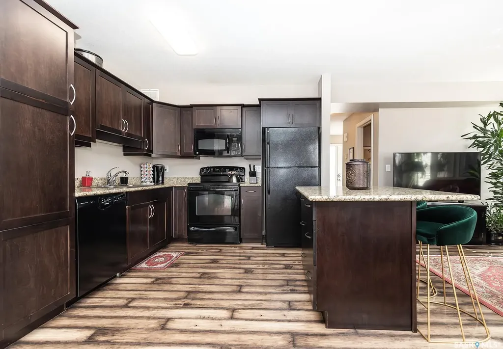 615 Lynd Crescent Saskatoon SK S7T 0G8