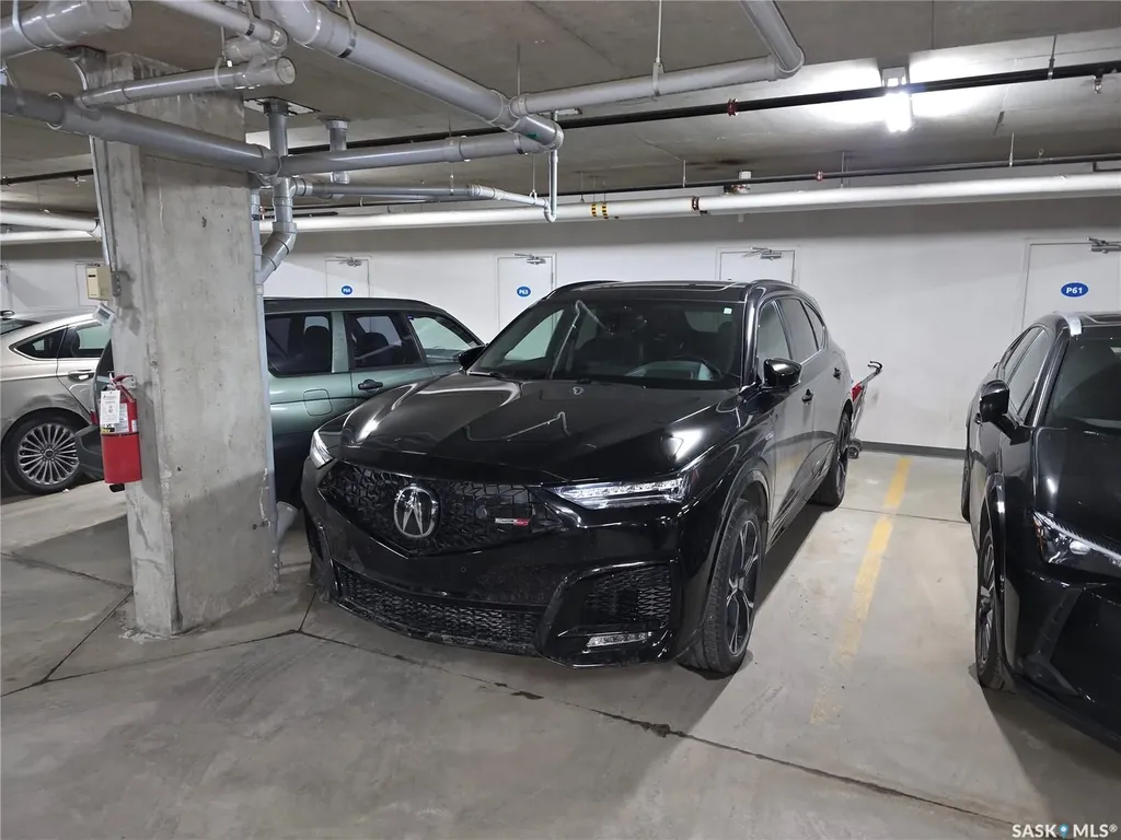918 Heritage View Saskatoon SK S7H 1X3