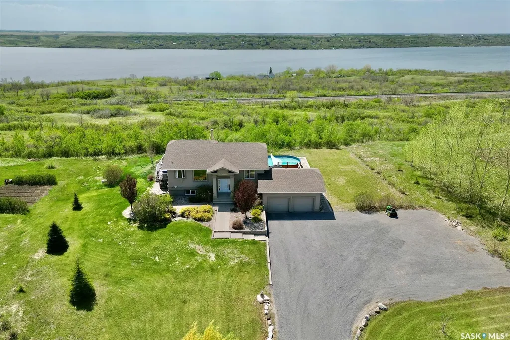 14 Valley Ridge Road Longlaketon Rm No. 219 SK S0G 0W0