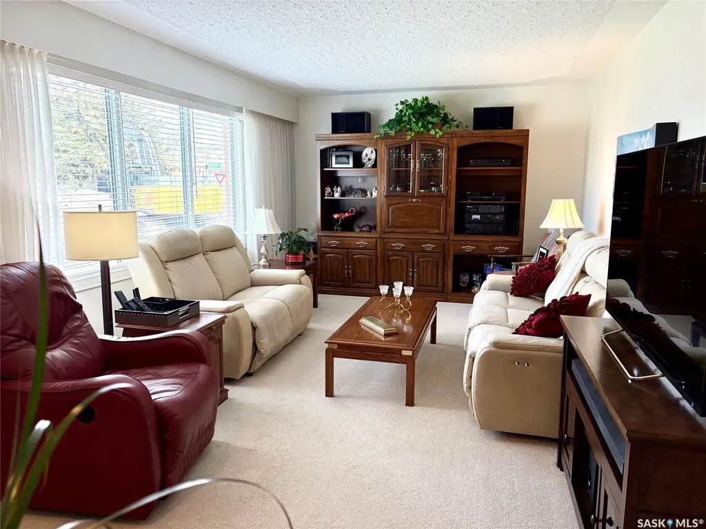 71 Dalebrooke Drive Yorkton SK S3N 2N6