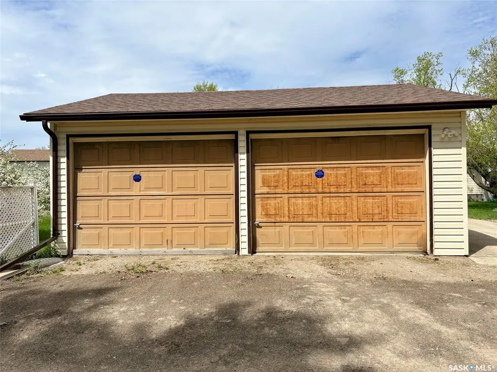 71 Dalebrooke Drive Yorkton SK S3N 2N6