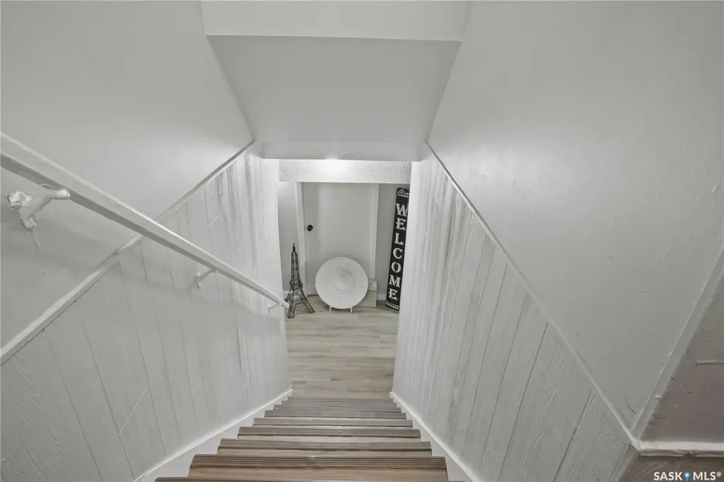 18 Hyland Crescent Regina SK S4R 7P3