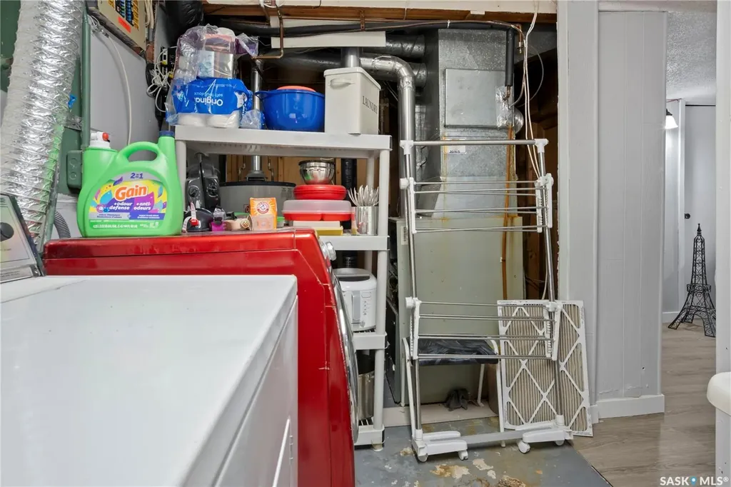 18 Hyland Crescent Regina SK S4R 7P3