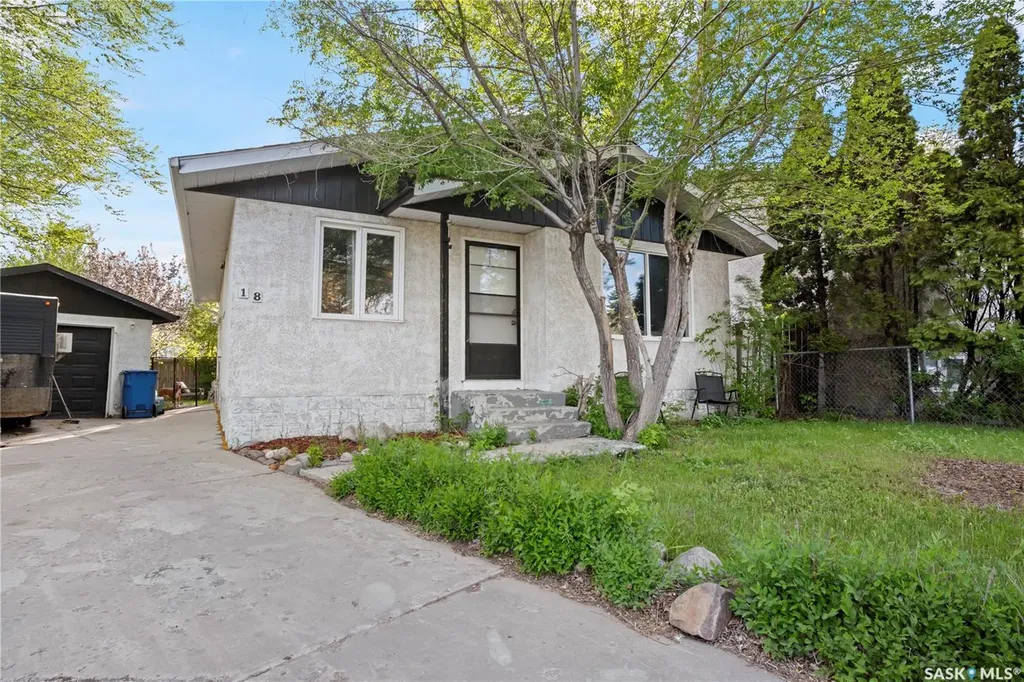 18 Hyland Crescent Regina SK S4R 7P3