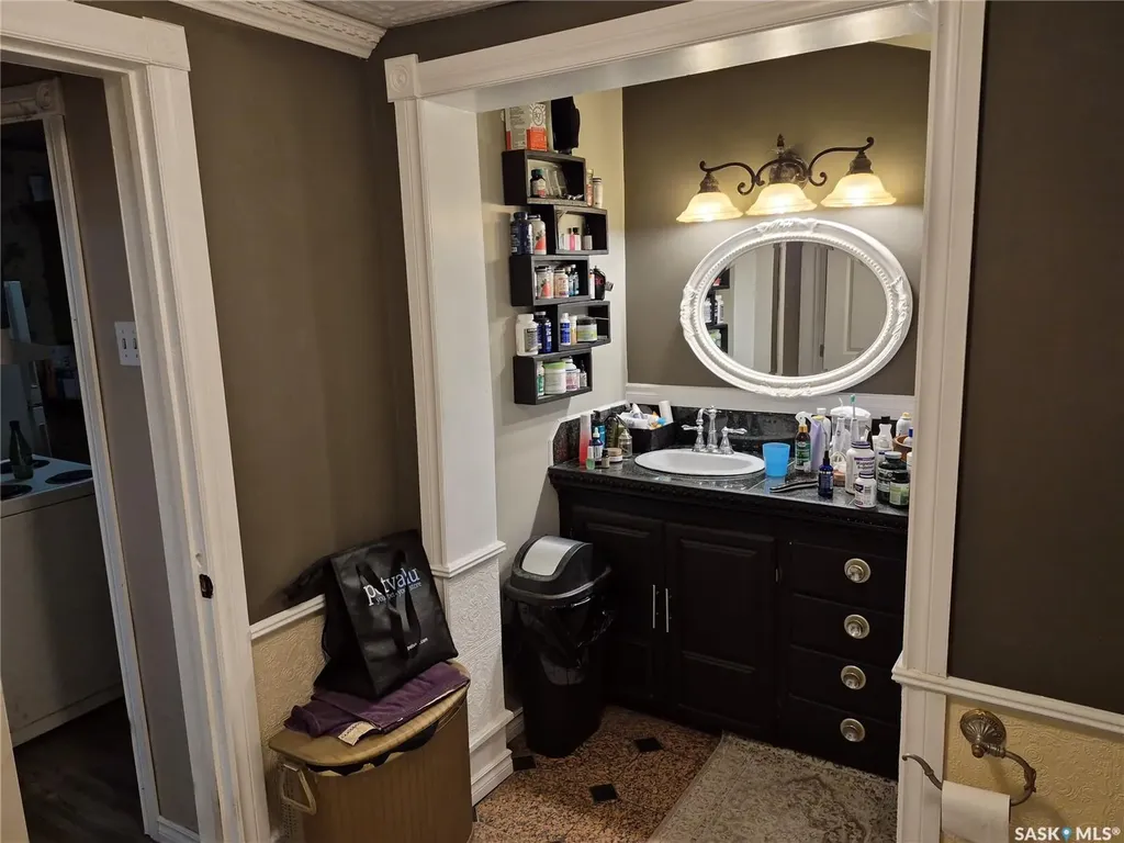 303 Edward Street Radisson SK S0K 3L0