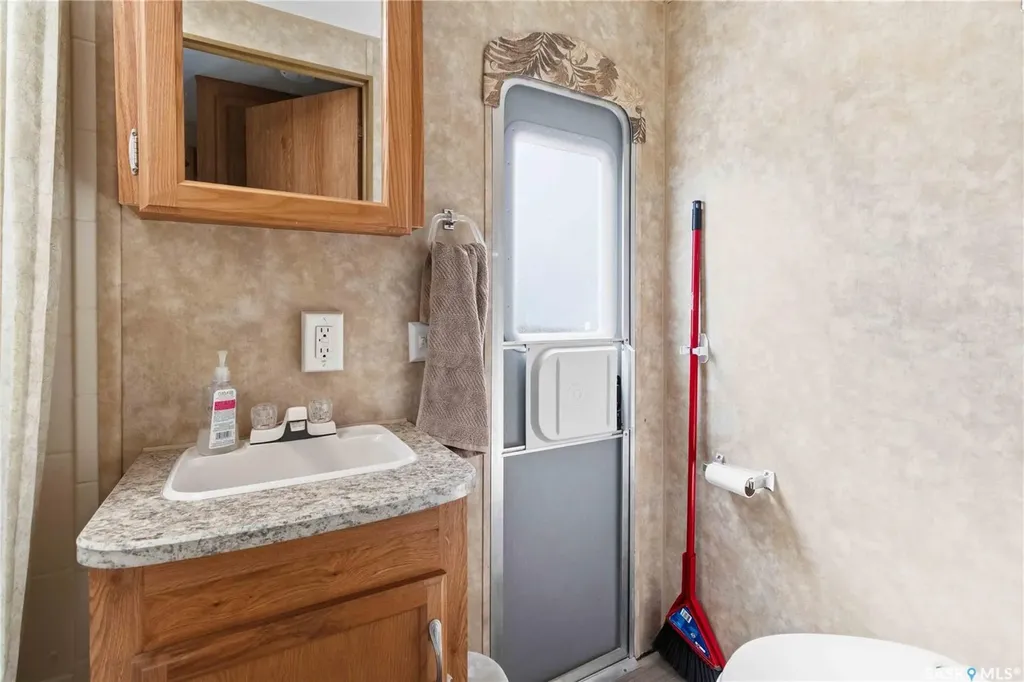 28 Bouchard Lane Invergordon Rm No. 430 SK S0X 1A0