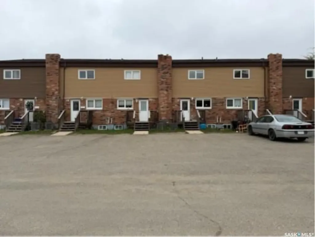 7-8-14-15 Allan Bay Yorkton SK S3N 3H1