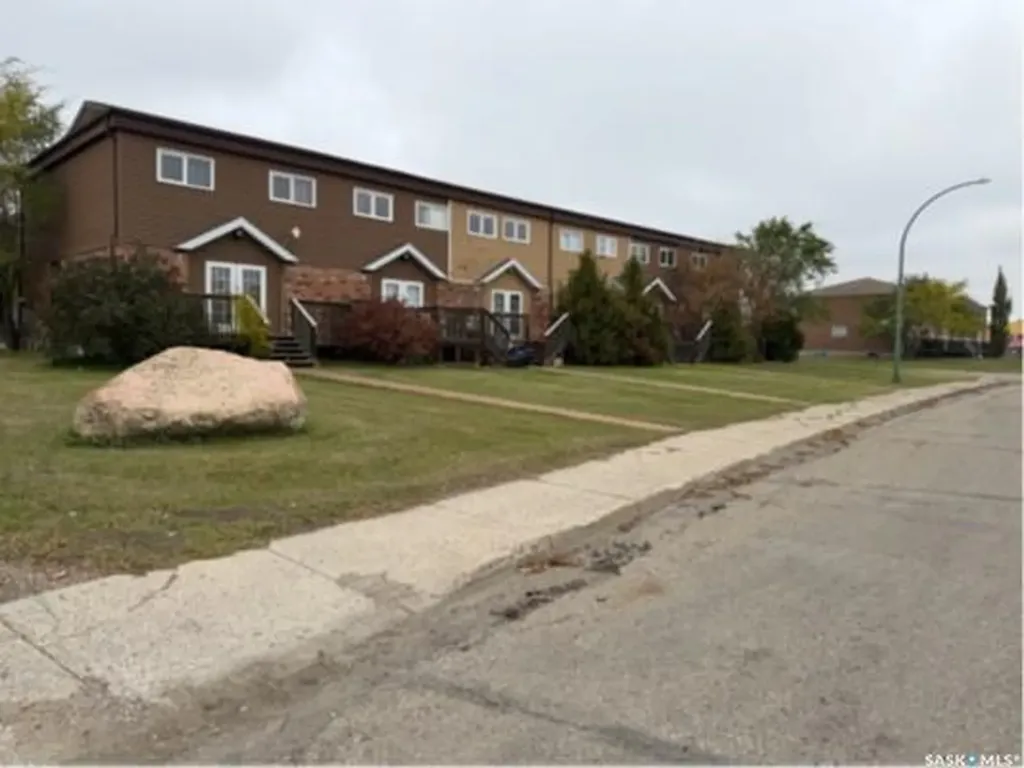 7-8-14-15 Allan Bay Yorkton SK S3N 3H1