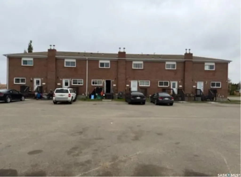 7-8-14-15 Allan Bay Yorkton SK S3N 3H1