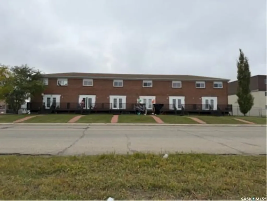 7-8-14-15 Allan Bay Yorkton SK S3N 3H1