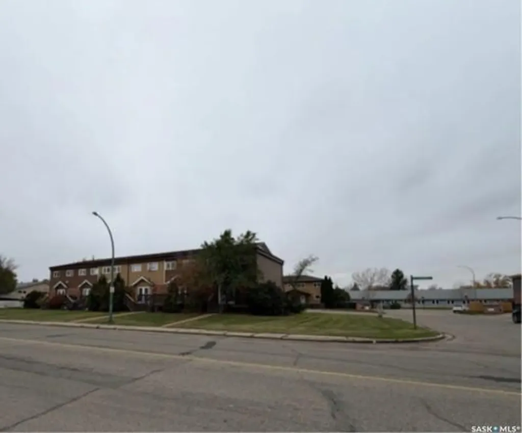 7-8-14-15 Allan Bay Yorkton SK S3N 3H1