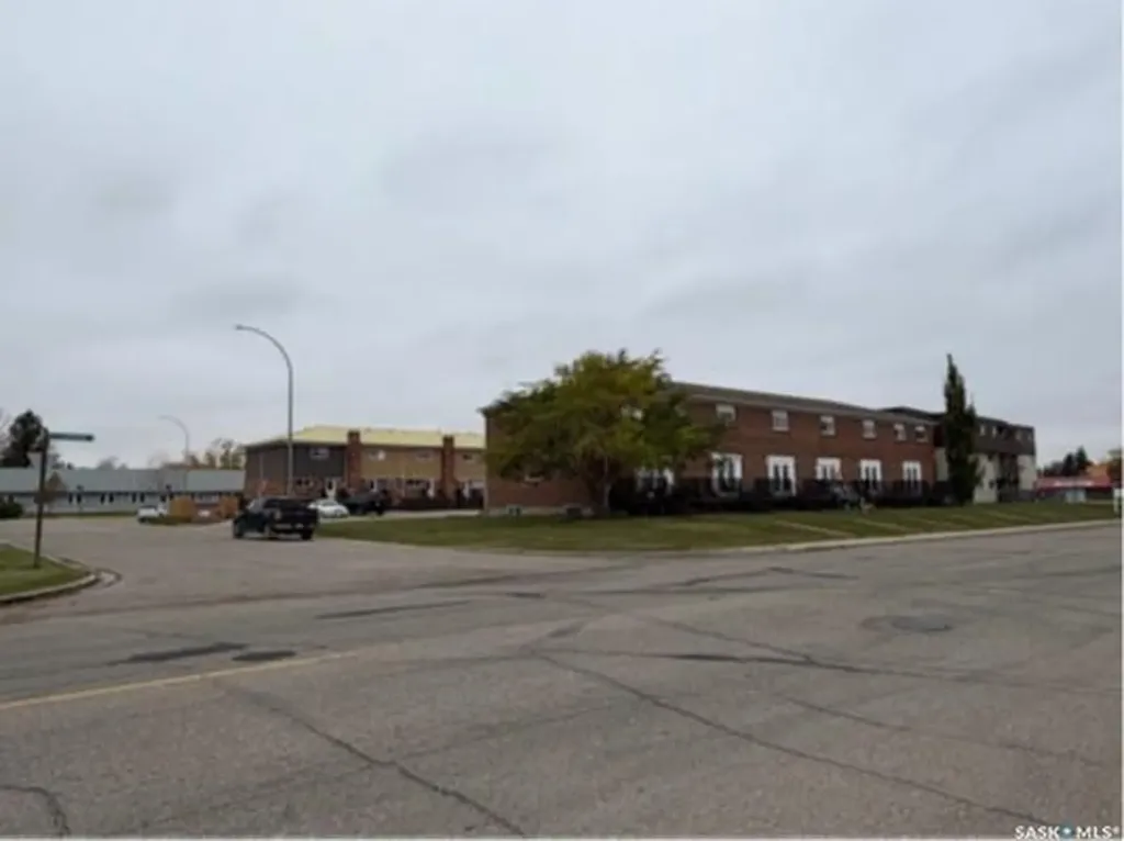 7-8-14-15 Allan Bay Yorkton SK S3N 3H1