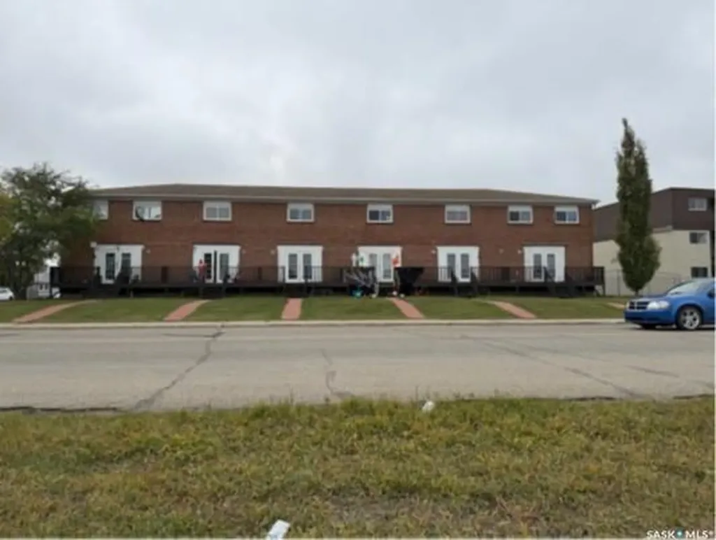7-8-14-15 Allan Bay Yorkton SK S3N 3H1