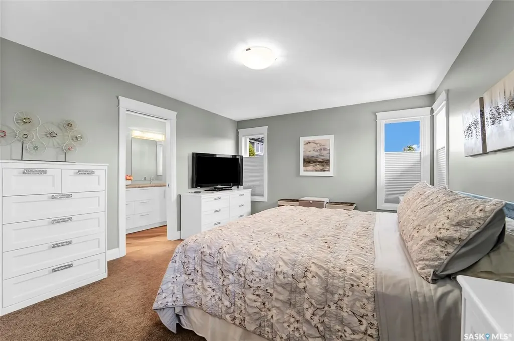 303 Brookmore Crescent Saskatoon SK S7V 0B1