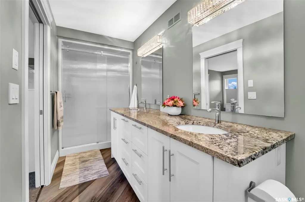 303 Brookmore Crescent Saskatoon SK S7V 0B1