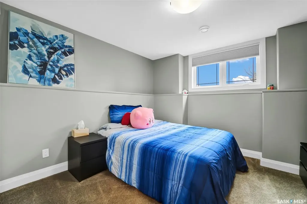 303 Brookmore Crescent Saskatoon SK S7V 0B1