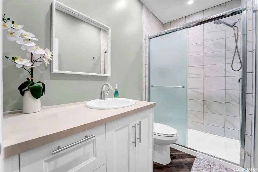 303 Brookmore Crescent Saskatoon SK S7V 0B1