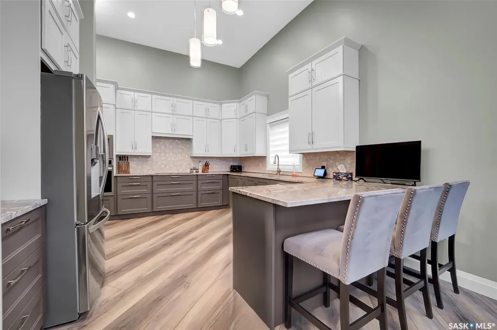 303 Brookmore Crescent Saskatoon SK S7V 0B1