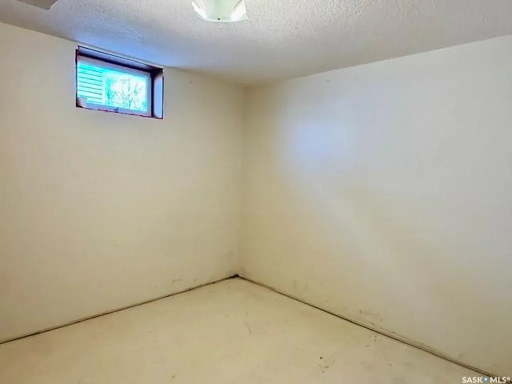 208 2nd Street NE Watson SK S0K 4V0