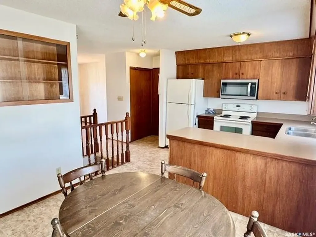 208 2nd Street NE Watson SK S0K 4V0