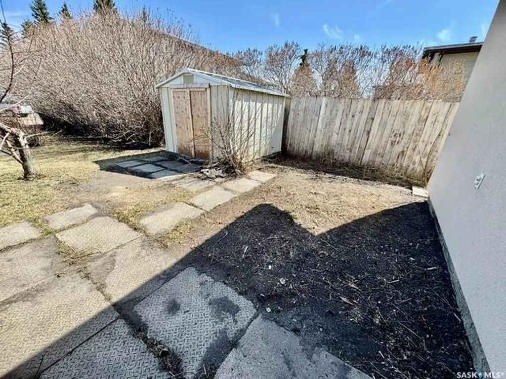 208 2nd Street NE Watson SK S0K 4V0