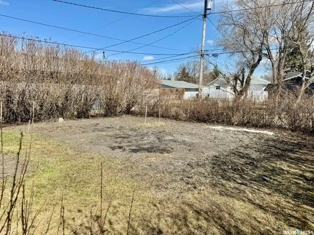 208 2nd Street NE Watson SK S0K 4V0
