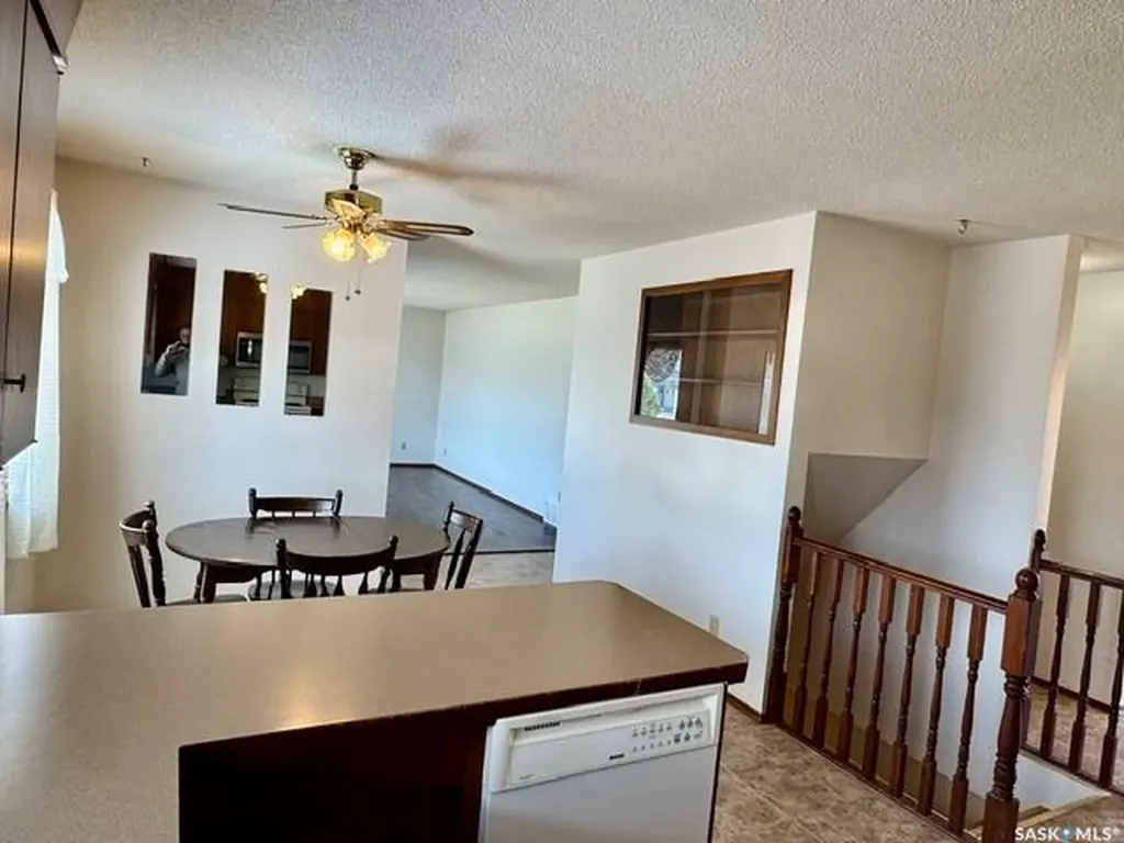 208 2nd Street NE Watson SK S0K 4V0