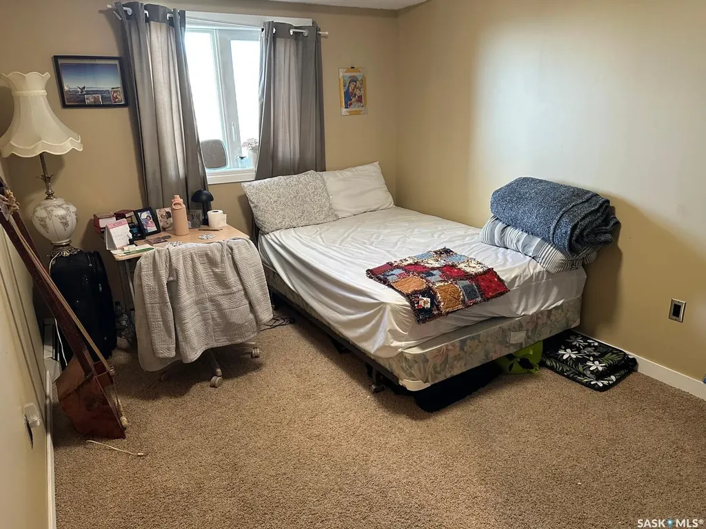 405 5th Avenue N Saskatoon SK S7K 6Z3