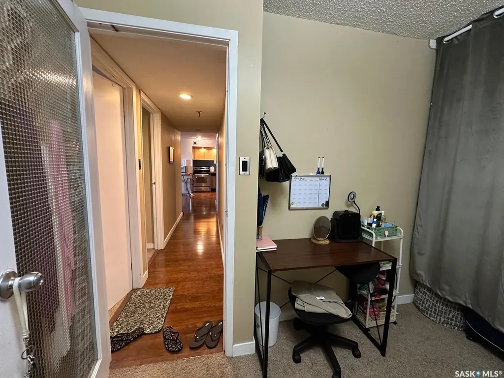 405 5th Avenue N Saskatoon SK S7K 6Z3