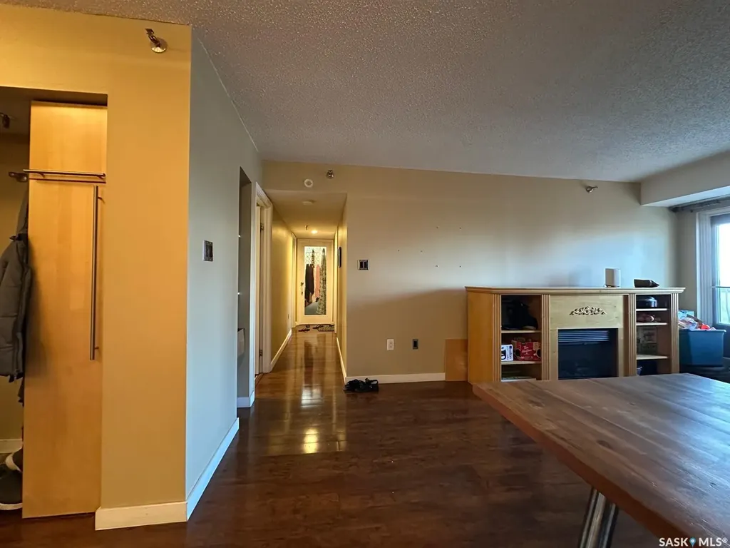 405 5th Avenue N Saskatoon SK S7K 6Z3