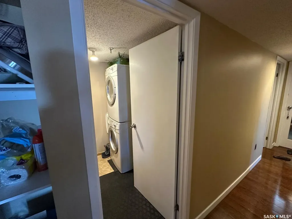 405 5th Avenue N Saskatoon SK S7K 6Z3