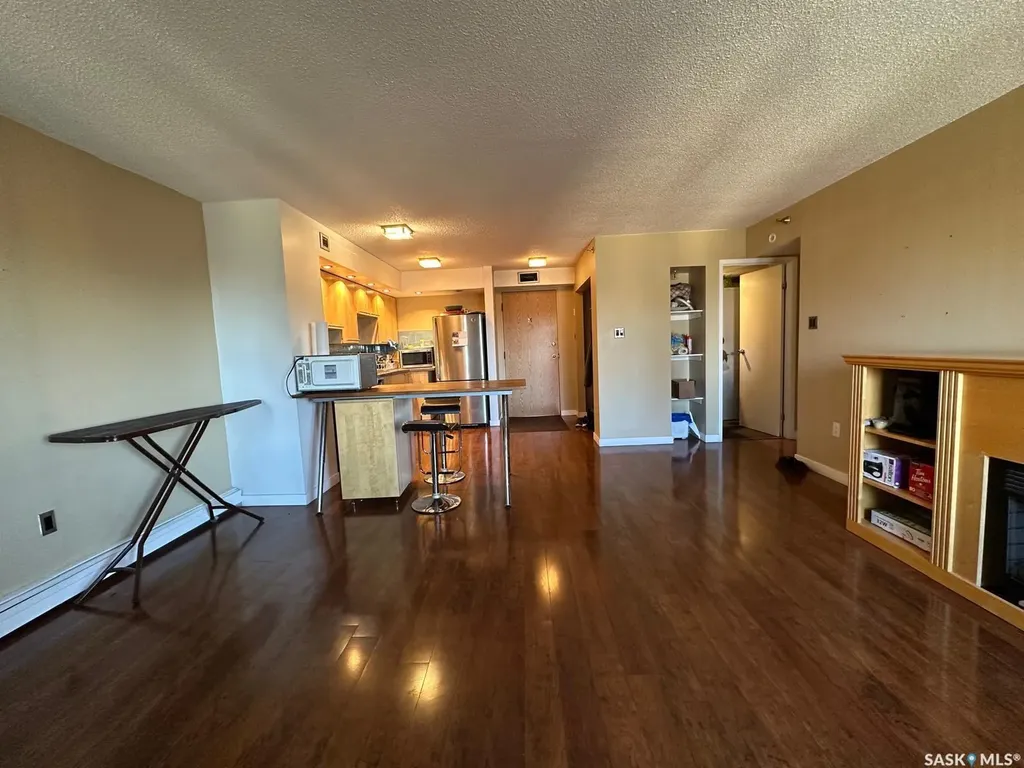 405 5th Avenue N Saskatoon SK S7K 6Z3