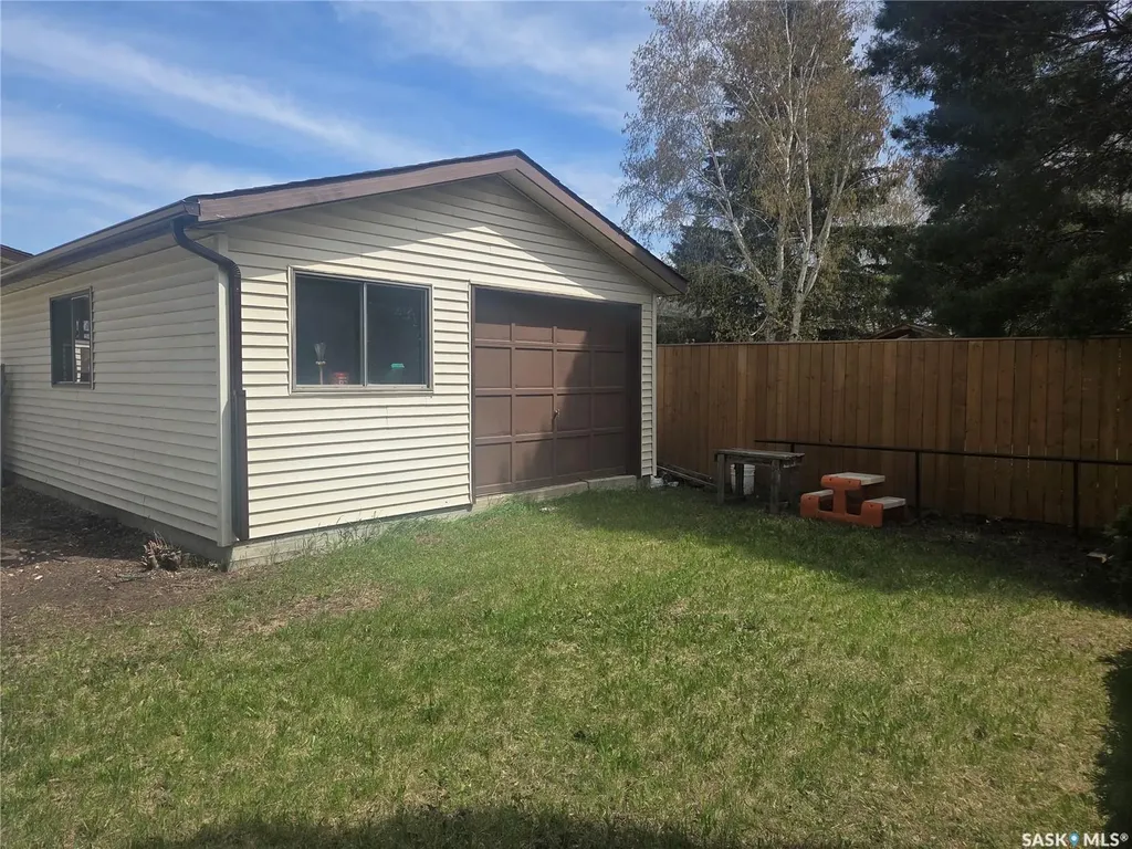111 Stechishin Crescent Saskatoon SK S7K 5P5