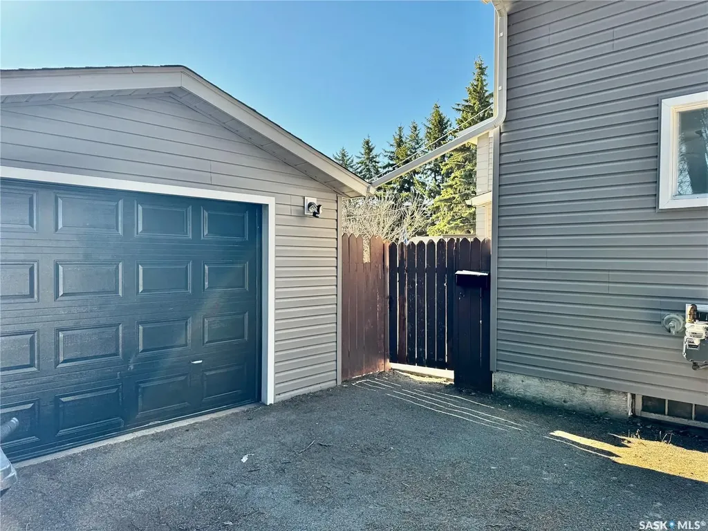 21 James Avenue Yorkton SK S3N 2C1