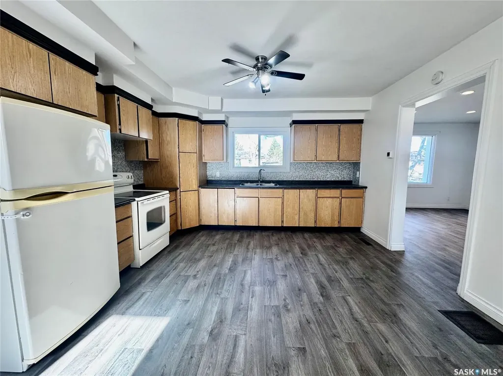 21 James Avenue Yorkton SK S3N 2C1