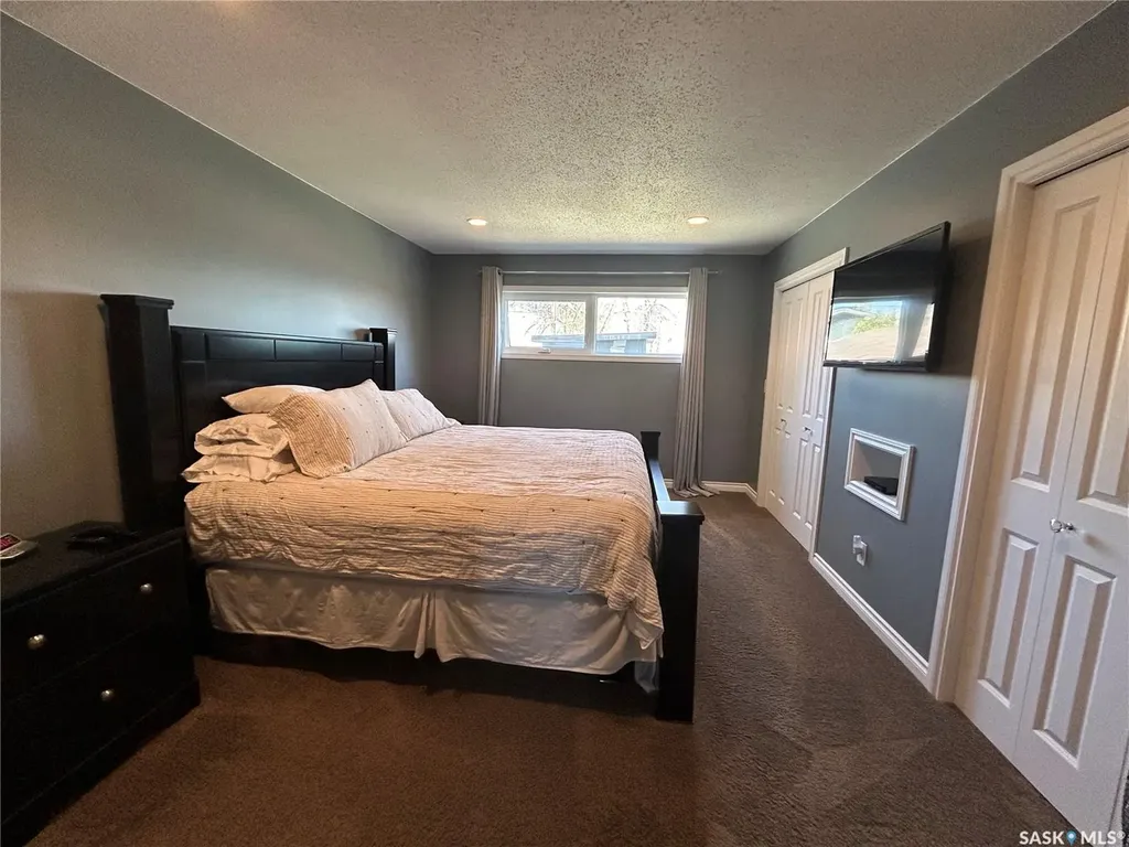 1613 Dieppe Crescent Estevan SK S4A 1W8