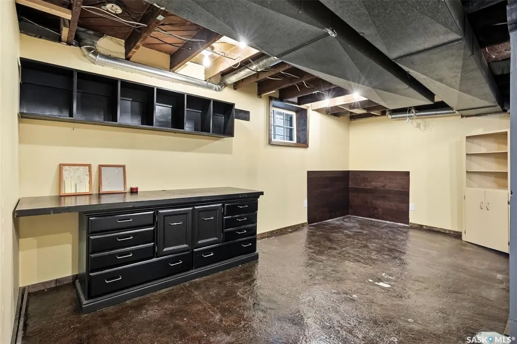 1929 Toronto Street Regina SK S4P 1M9
