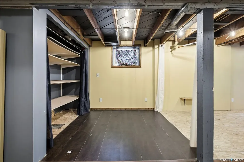 1929 Toronto Street Regina SK S4P 1M9