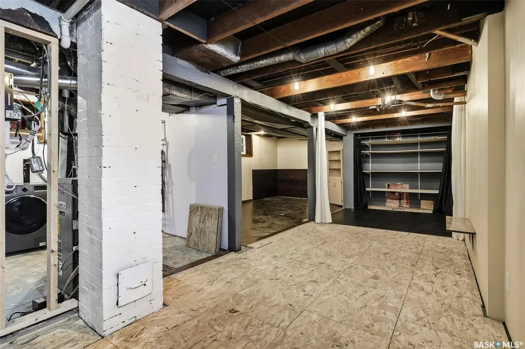 1929 Toronto Street Regina SK S4P 1M9