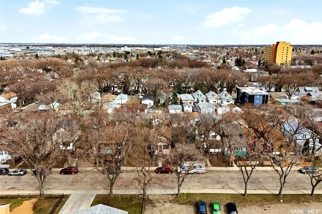 1929 Toronto Street Regina SK S4P 1M9