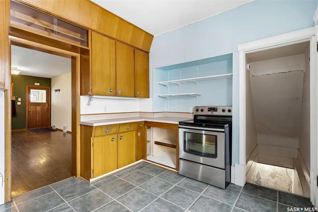1929 Toronto Street Regina SK S4P 1M9