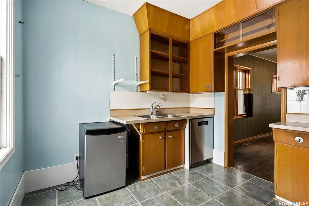 1929 Toronto Street Regina SK S4P 1M9