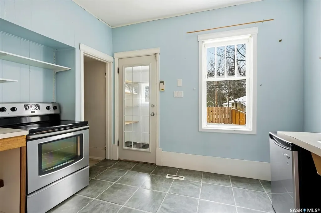 1929 Toronto Street Regina SK S4P 1M9