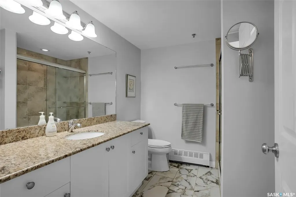 537 4th Avenue N Saskatoon SK S7K 2M6
